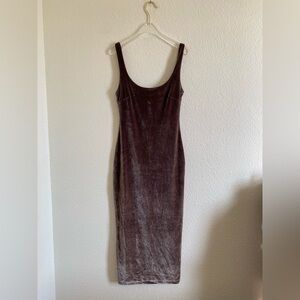 JLuxLabel Velvet Bodycon Midi Dress